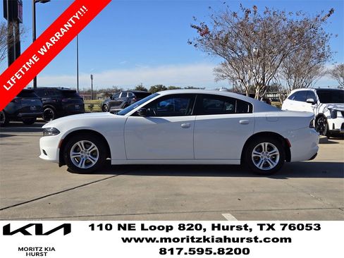 Used 2023 Dodge Charger SXT image 12