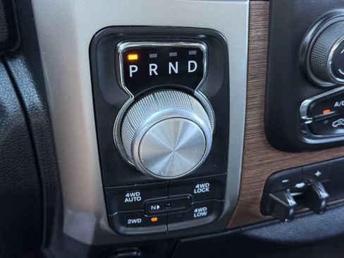 Used 2014 RAM 1500 Laramie w/ Convenience Group AWD/4WD image 25