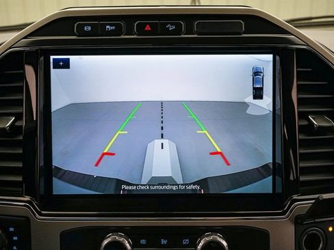 Certified 2022 Ford F250 Lariat w/ Lariat Value Package image 17