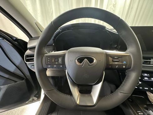 Certified 2026 INFINITI QX60 Luxe w/ Family Package image 24