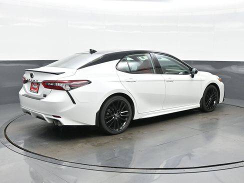 Used 2023 Toyota Camry XSE w/ Cold Weather Package image 6