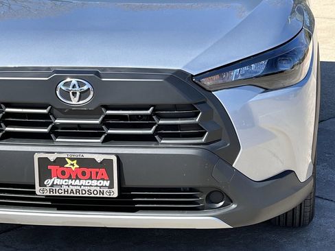 New 2026 Toyota Corolla Cross L image 8