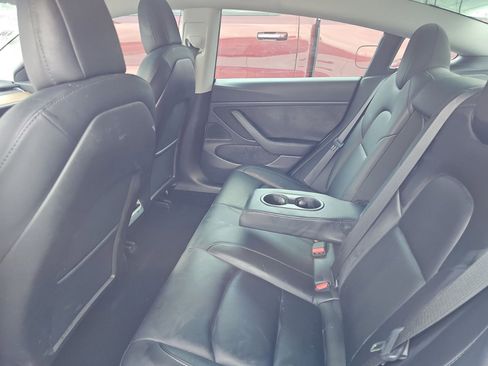 Used 2020 Tesla Model 3 Long Range image 8