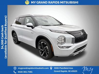 New 2025 Mitsubishi Outlander SEL