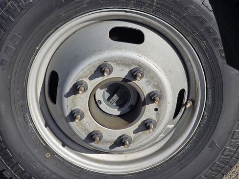 Used 2022 Ford F350 XLT image 24