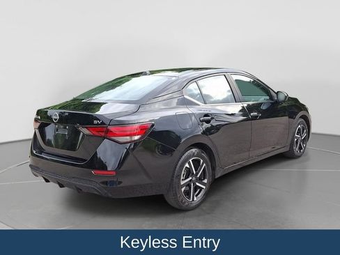 Used 2024 Nissan Sentra SV FWD image 7