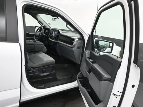 Used 2023 Ford F150 XLT RWD image 13