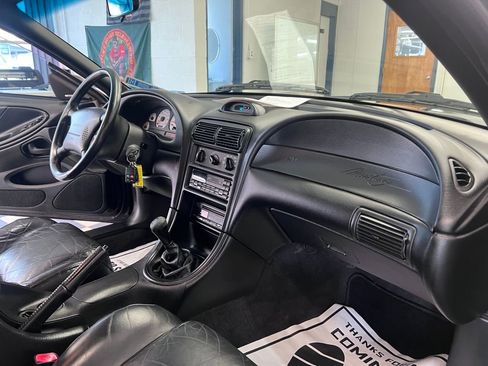 Used 1997 Ford Mustang Cobra image 36