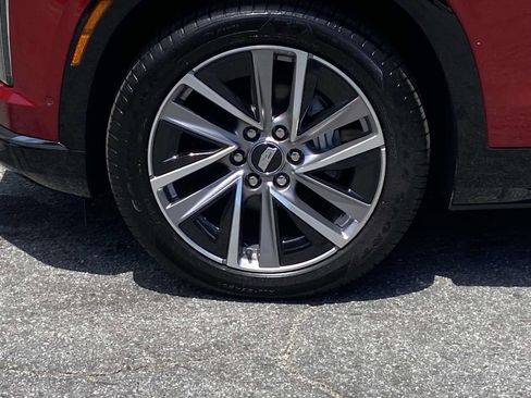 New 2026 Cadillac Vistiq Sport AWD/4WD image 9