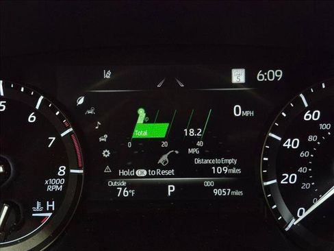 Used 2021 Toyota Highlander Platinum AWD/4WD image 17
