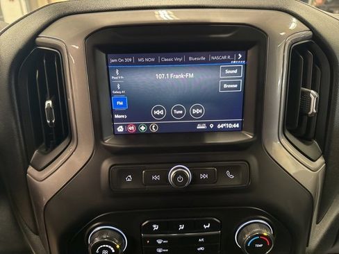 Used 2020 Chevrolet Silverado 1500 Custom w/ Custom Value Package image 14