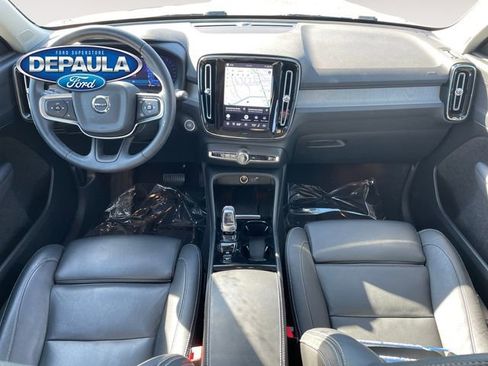 Used 2024 Volvo XC40 B5 Plus w/ Protection Package Premier AWD/4WD image 13