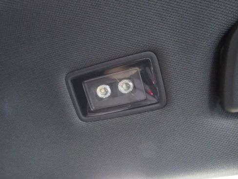 Used 2021 Volkswagen ID.4 1st Edition image 32