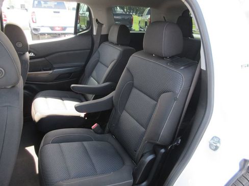 Used 2021 GMC Acadia SLE w/ Driver Convenience Package FWD image 19