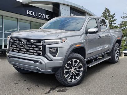 New 2026 GMC Canyon Denali w/ LPO, Black Badging Package