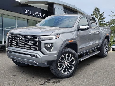 New 2026 GMC Canyon Denali w/ LPO, Black Badging Package image 1