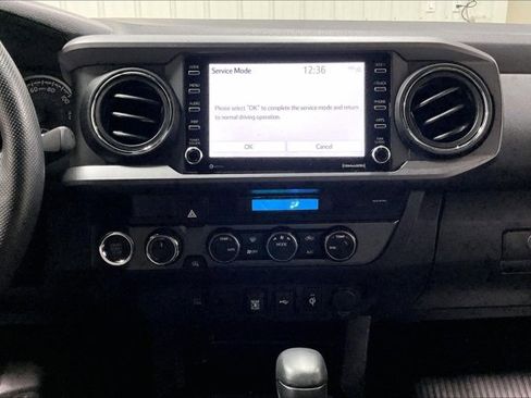 Certified 2023 Toyota Tacoma TRD Off-Road image 7