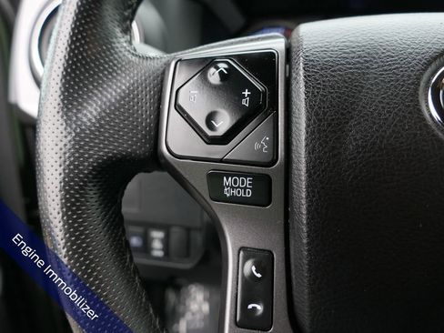 Used 2022 Toyota Tacoma TRD Sport w/ TRD Premium Sport Package RWD image 19