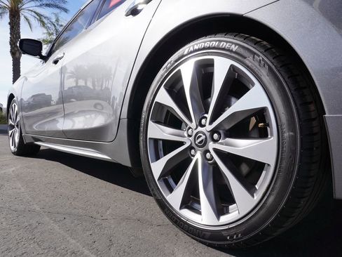 Certified 2023 Nissan Maxima Platinum w/ Sport Mat Group image 6