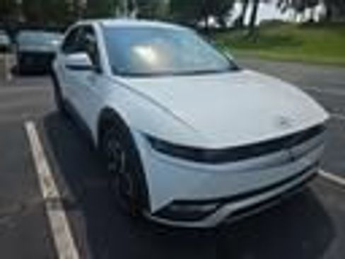 Used 2024 Hyundai Ioniq 5 SEL RWD image 6