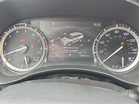 Used 2022 Toyota Highlander Platinum image 12