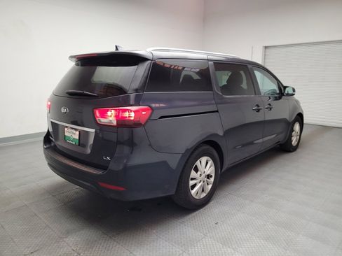 Used 2016 Kia Sedona LX w/ Option Group 020 image 9