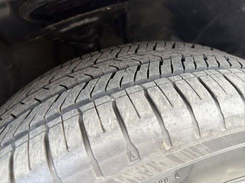 Certified 2024 Subaru Crosstrek 2.0i Premium image 25