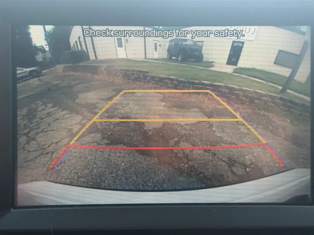 Used 2021 Hyundai Kona SEL FWD image 16