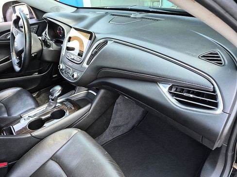 Certified 2024 Chevrolet Malibu LT FWD image 35