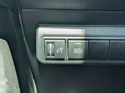 Used 2024 Toyota Corolla LE image 22