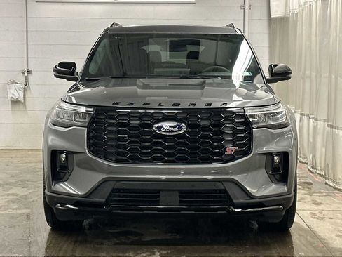 New 2026 Ford Explorer ST w/ Sun And Sound Package image 32