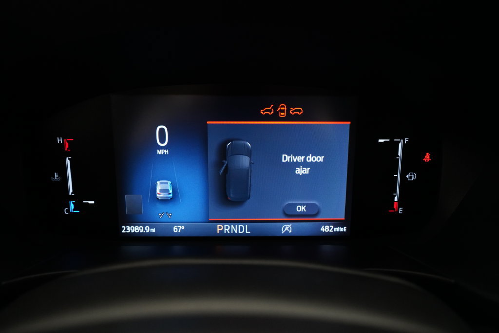 Used 2023 Ford Escape Active w/ Tech Pack #1 AWD/4WD image 2