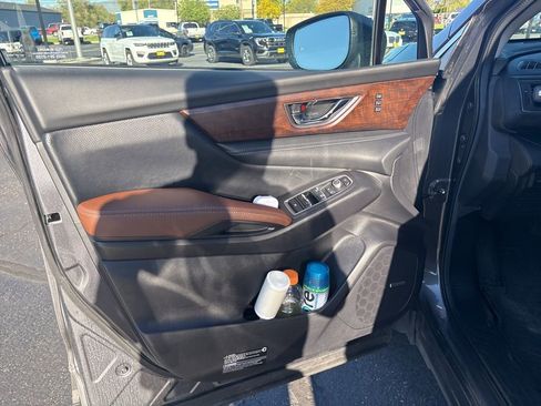 Used 2024 Subaru Ascent Touring w/ Popular Package #2 AWD/4WD image 18