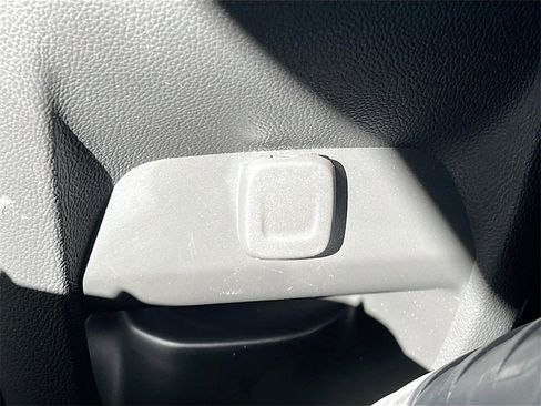 Used 2022 Chevrolet Colorado W/T w/ Custom Special Edition image 23