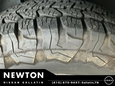 Used 2022 Nissan Frontier S w/ Technology Package RWD image 9