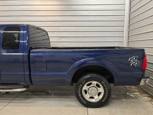 Used 2012 Ford F250 XLT w/ XLT Interior Pkg AWD/4WD image 5