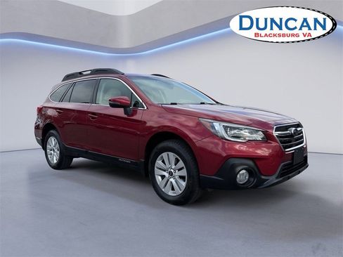 Used 2018 Subaru Outback 2.5i Premium image 1