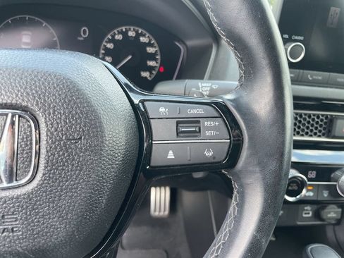 Used 2023 Honda Civic Sport image 16