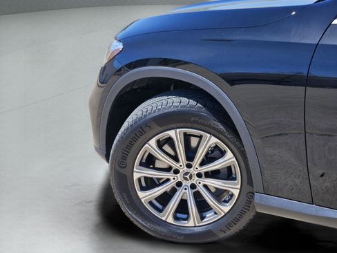 Certified 2026 Mercedes-Benz GLC 300 image 5