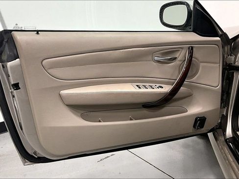 Used 2012 BMW 128i Convertible RWD image 17