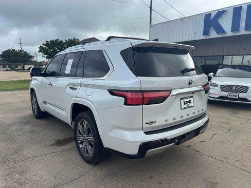 Used 2024 Toyota Sequoia Capstone AWD/4WD image 3