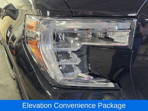 Used 2020 GMC Sierra 1500 Elevation w/ Elevation Value Package AWD/4WD image 5