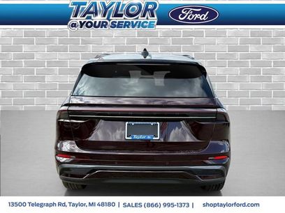 Used 2024 Lincoln Nautilus Reserve w/ Equipment Group 202A