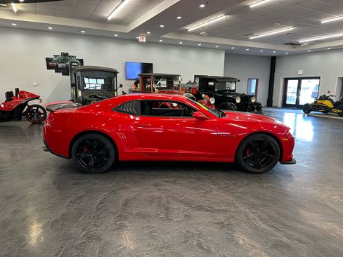 Used 2015 Chevrolet Camaro LS image 4