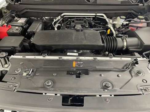 New 2026 GMC Canyon AT4 AWD/4WD image 17