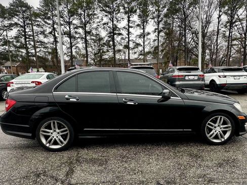 Used 2012 Mercedes-Benz C 300 4MATIC Sedan image 8