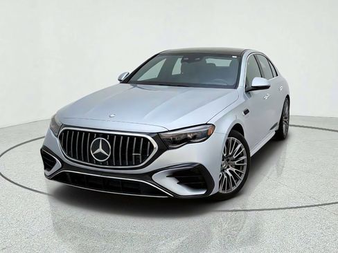 Used 2025 Mercedes-Benz E 53 AMG e 4MATIC Sedan image 2