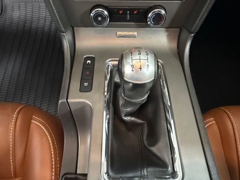 Used 2010 Ford Mustang GT RWD image 25