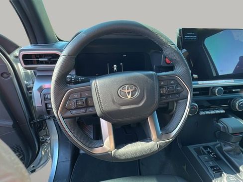 New 2025 Toyota Tacoma TRD Off-Road AWD/4WD image 11