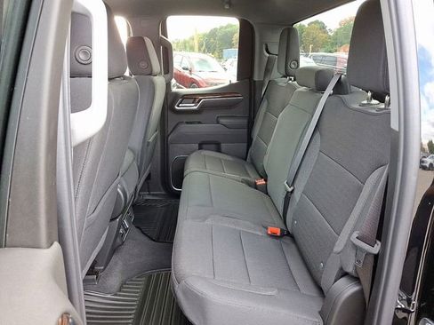 Used 2026 GMC Sierra 1500 Elevation image 12